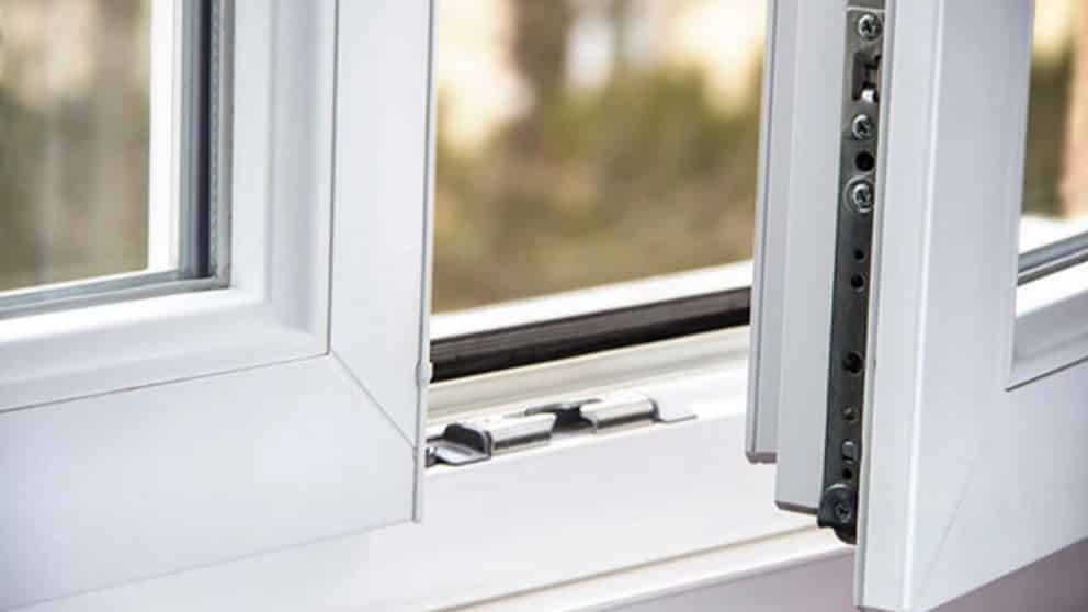 ویژگی‌های یراق درب و پنجره UPVC